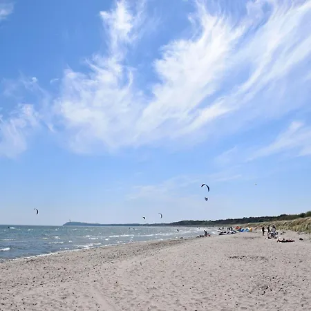 Appartementhaus Auf Moenchgut * Thiessow