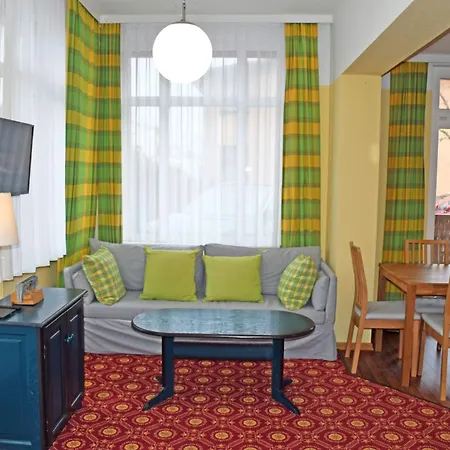 Appartementhaus Auf Moenchgut Thiessow