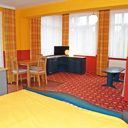 Appartementhaus Auf Moenchgut * Thiessow