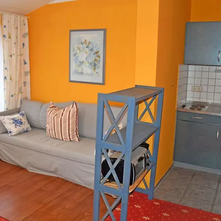 Appartementhaus Auf Moenchgut Apartman